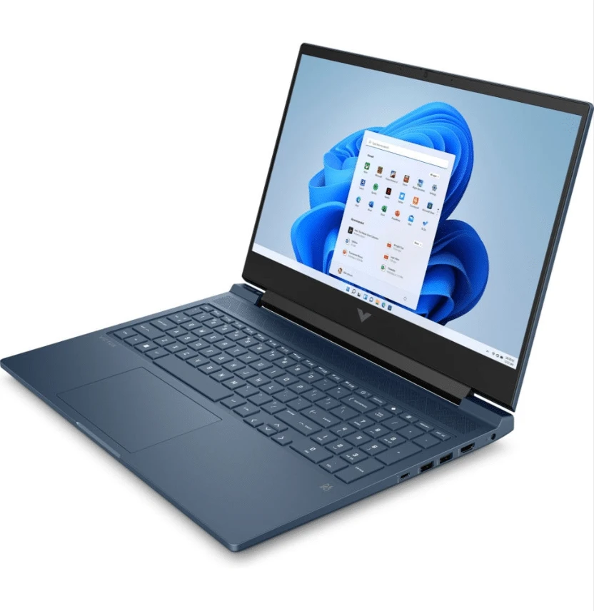 Le HP Victus 16-e1007nk s’impose comme un portable gamer polyvalent conçu pour répondre aux attentes des joueurs exigeants, des créateurs de contenu et des étudiants en ingénierie. Équipé de l’AMD Ryzen 7 8845HS et de la NVIDIA GeForce RTX 4050 6Go, il délivre une puissance de calcul et des performances graphiques de haut niveau. Avec ses 8 cœurs ultra-rapides, sa RAM DDR5 de 16 Go, et son écran 16.1 pouces Full HD 144Hz, ce PC portable allie fluidité, rapidité et réactivité pour le jeu compétitif et le multitâche intensif.